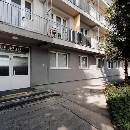 Dorm Residences Dubnica Lejlighed